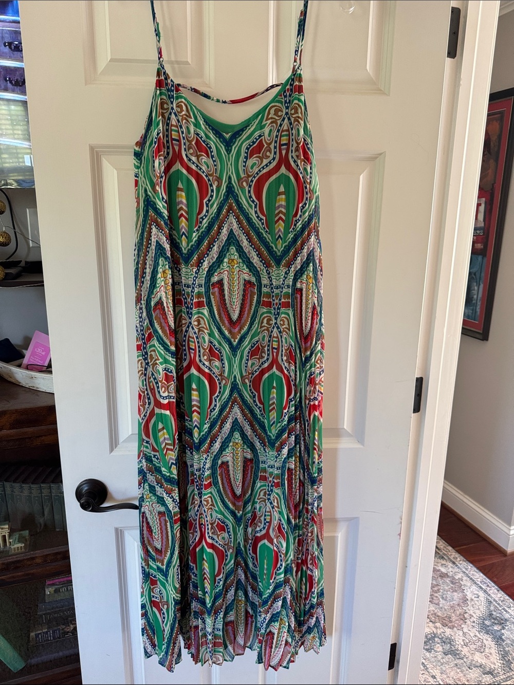 Sleeveless Multicolor Maxi Dress with Abstract Print